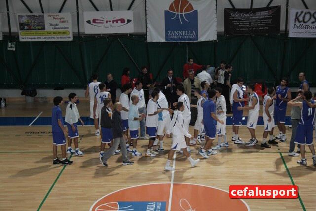 101128_sport 126y_tn.jpg